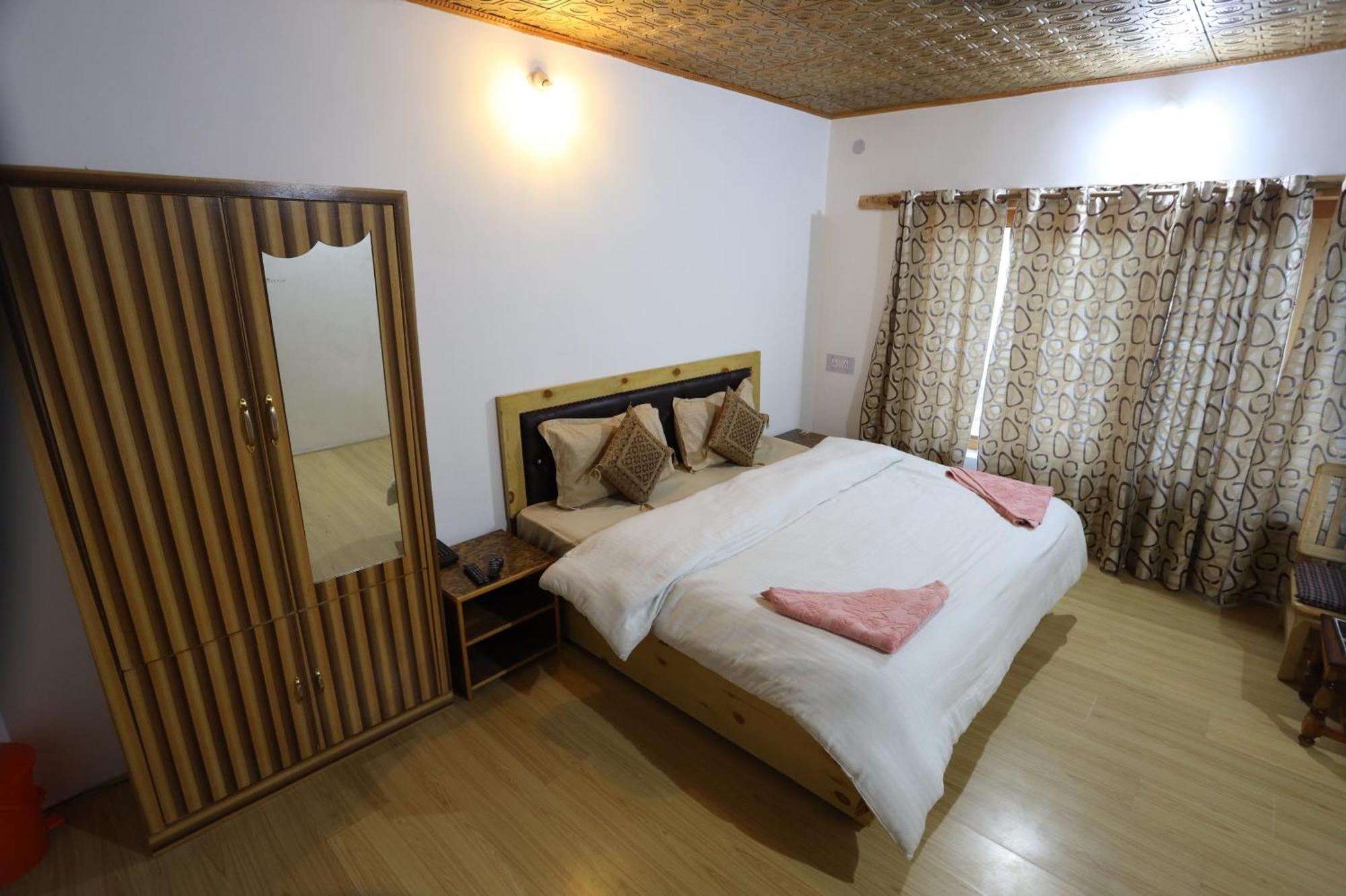 Odbar Guest House Best Guest House At Leh Ladakh ภายนอก รูปภาพ