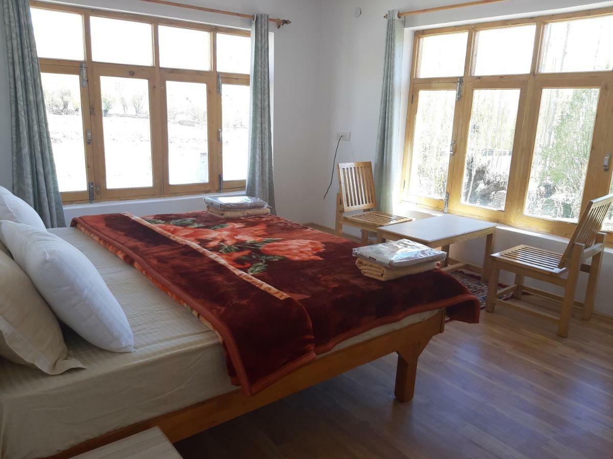 Odbar Guest House Best Guest House At Leh Ladakh ภายนอก รูปภาพ